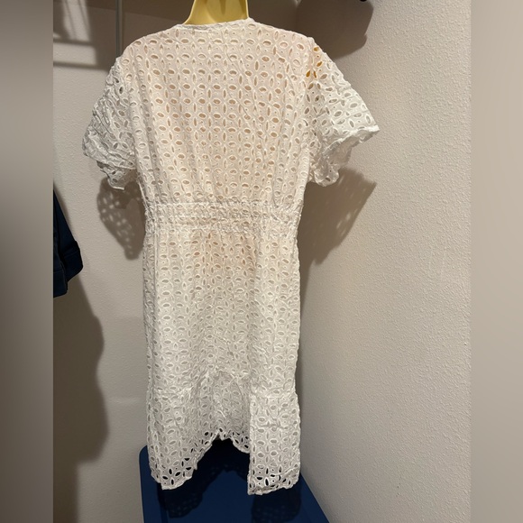 Chic White Lace Midi Dress NWOT! - Picture 5 of 7